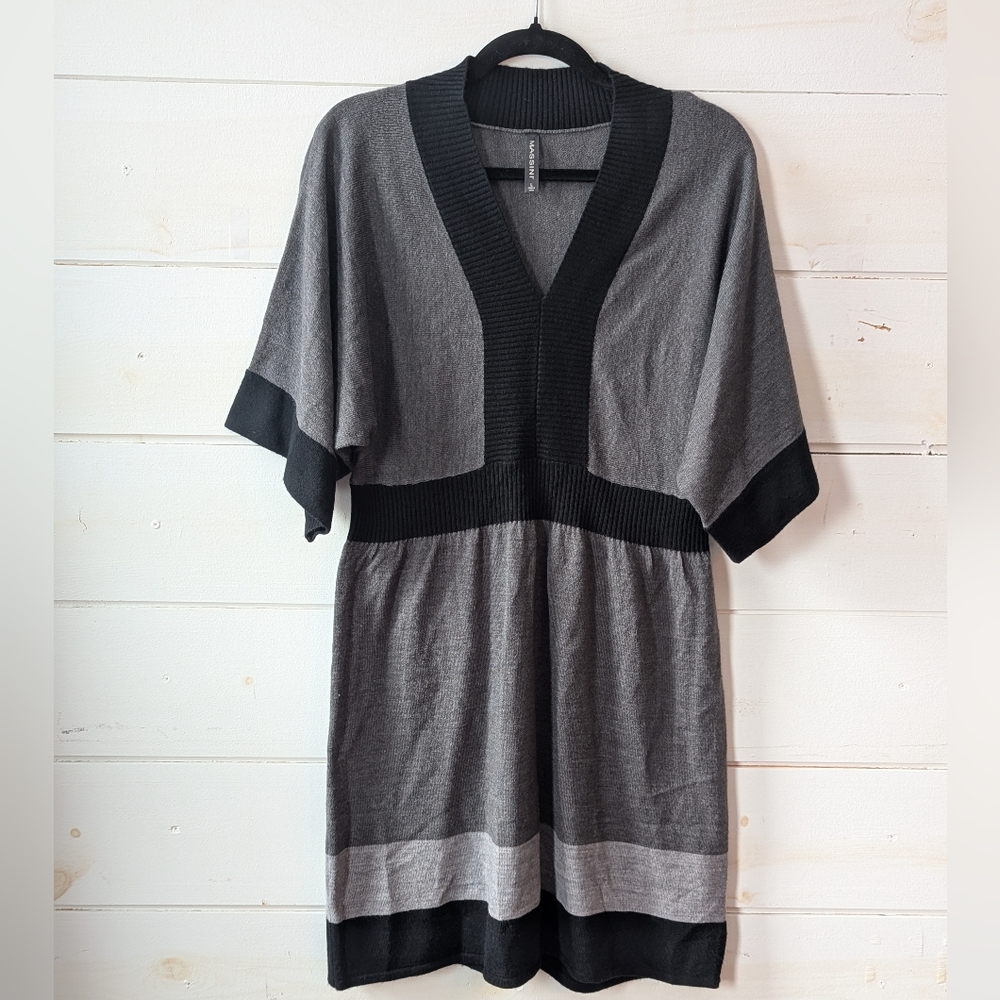 Massini Sized L Gray and Black Color Block Dolman Sleeve Mini Sweater Dress